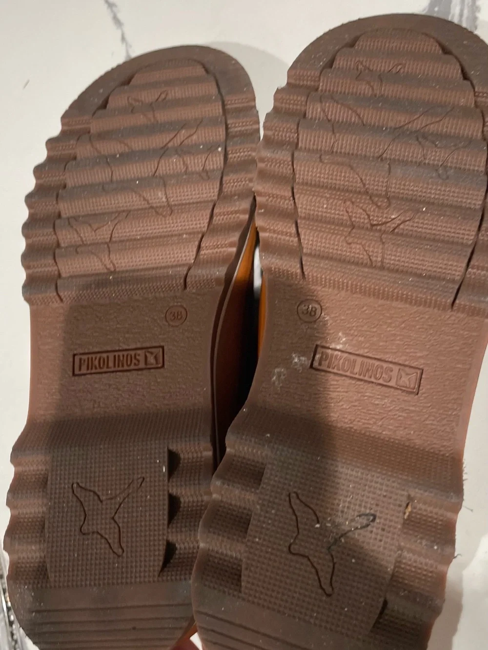 Pikolinos Brown Leather Casual Sneakers Women’s